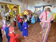 Karneval s Mirečkem a Leontýnkou